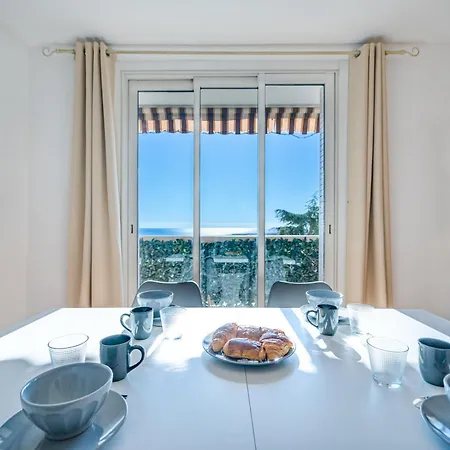 Superbe 3p Vue Avec Parking Apartment *